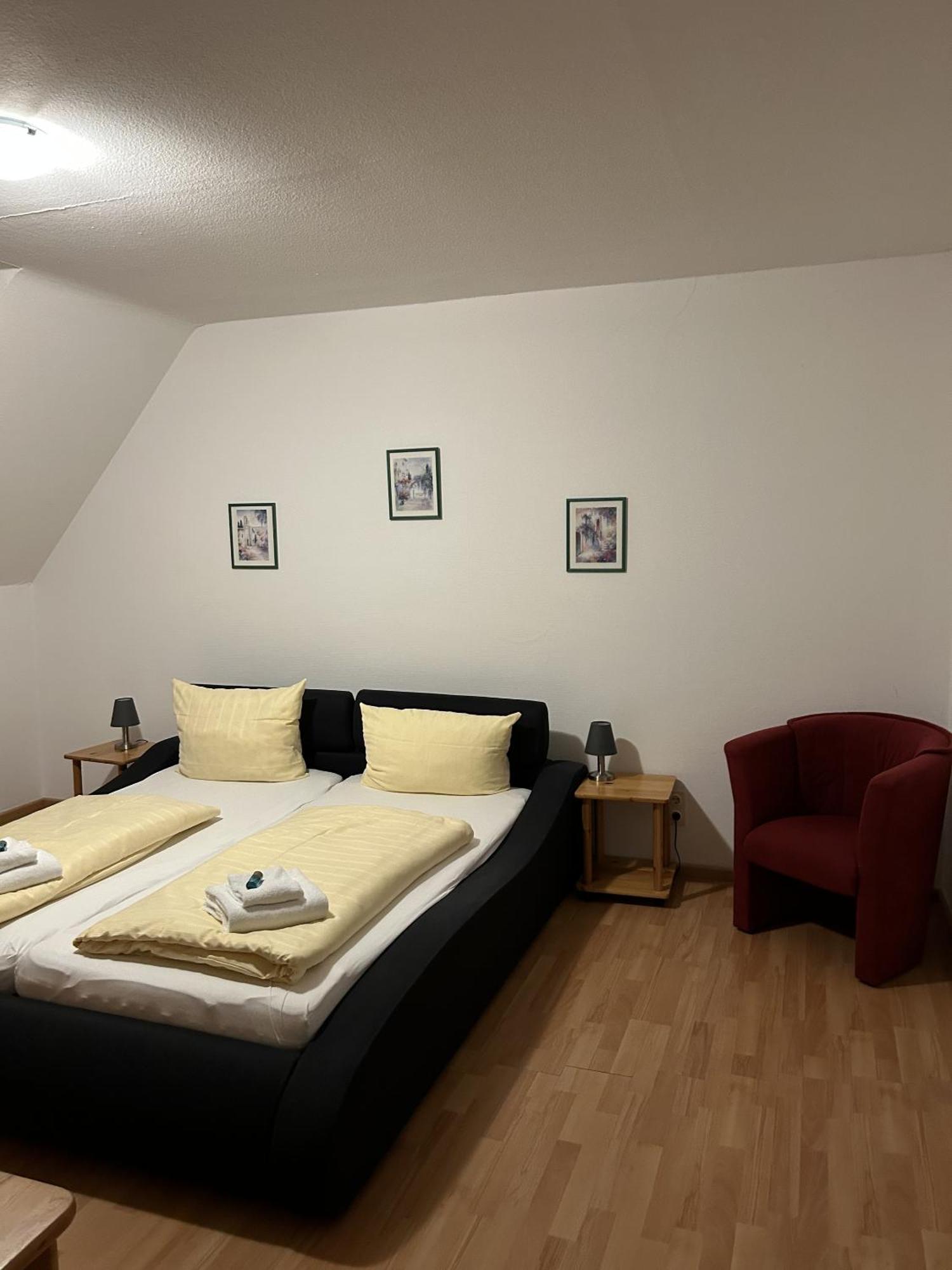 Hotel Landgasthof Zum Kaffelstein Kreuzwertheim Ruang foto