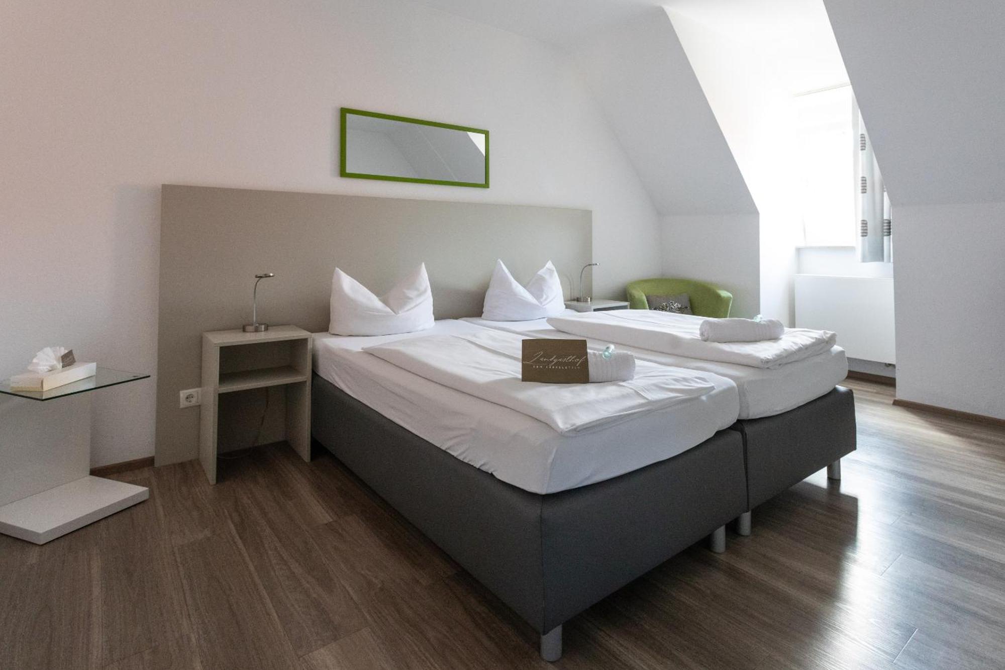Hotel Landgasthof Zum Kaffelstein Kreuzwertheim Bagian luar foto
